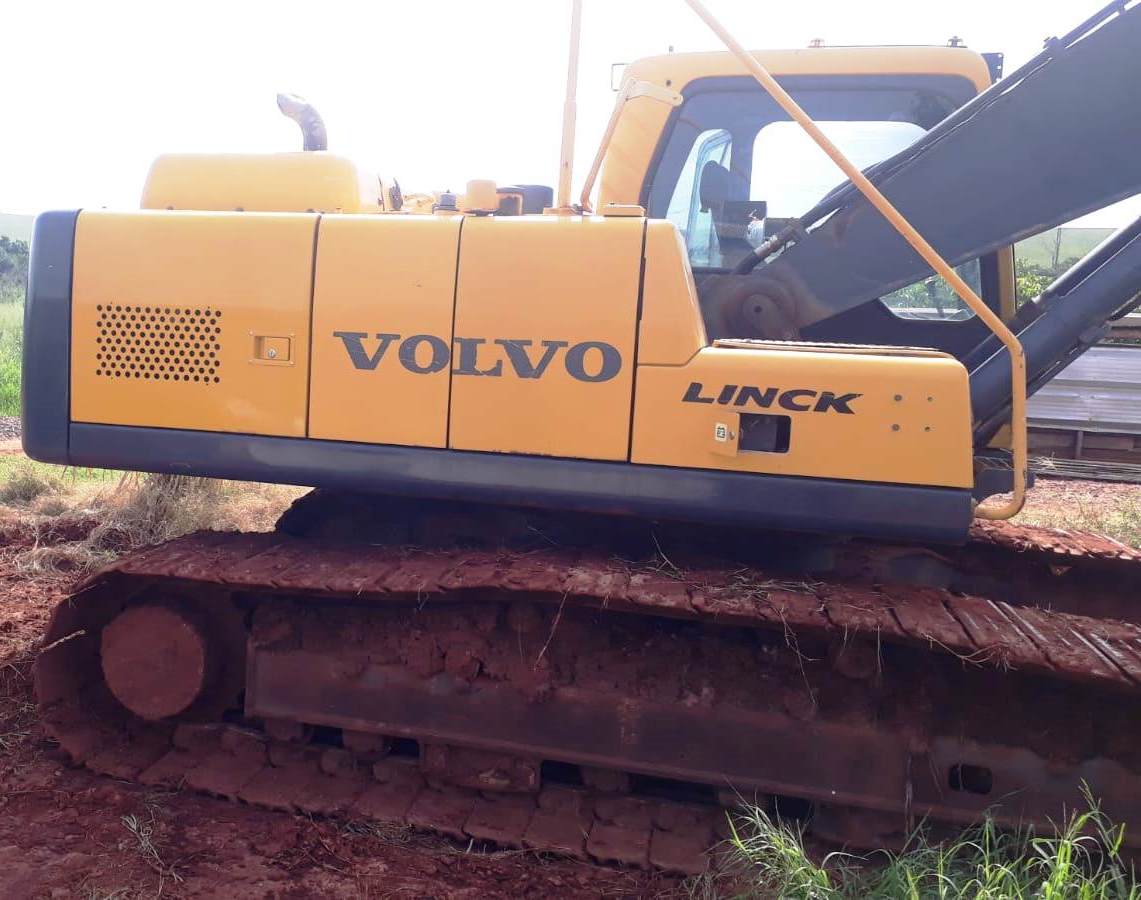 Escavadeira&nbsp;VOLVO&nbsp;EC210 - 26C120