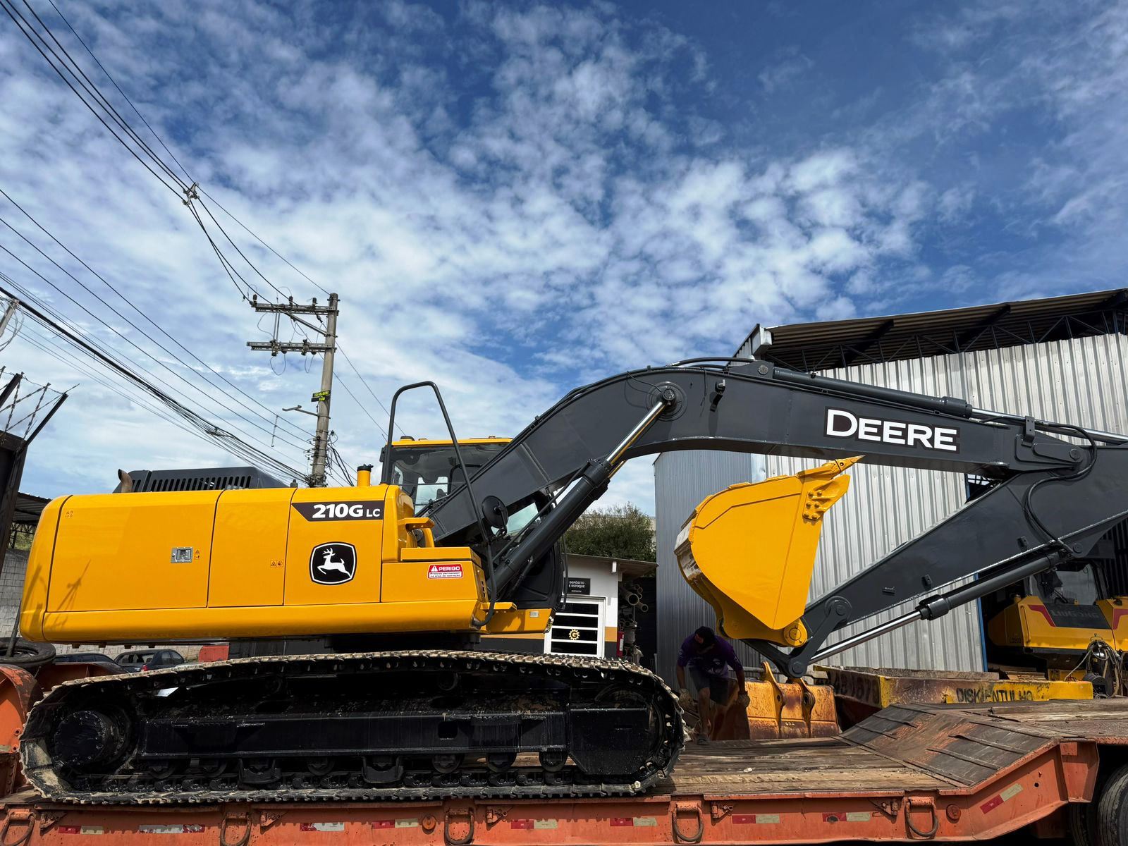 Escavadeira&nbsp;JOHN DEERE&nbsp;210G - 26C210