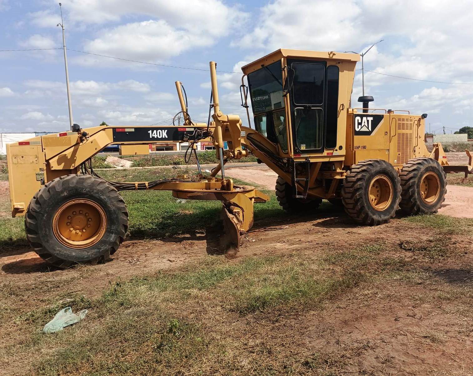 Motoniveladora&nbsp;CATERPILLAR&nbsp;140K - 26C313