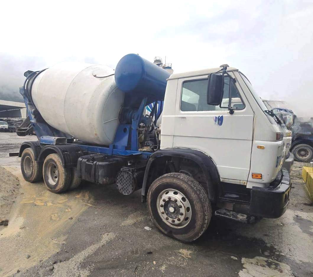 Caminhao&nbsp;VOLKSWAGEN&nbsp;26-260 - 26C315