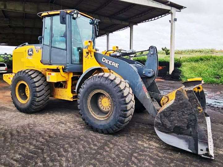 Carregadeira Pneu&nbsp;JOHN DEERE&nbsp;524P - 26C316