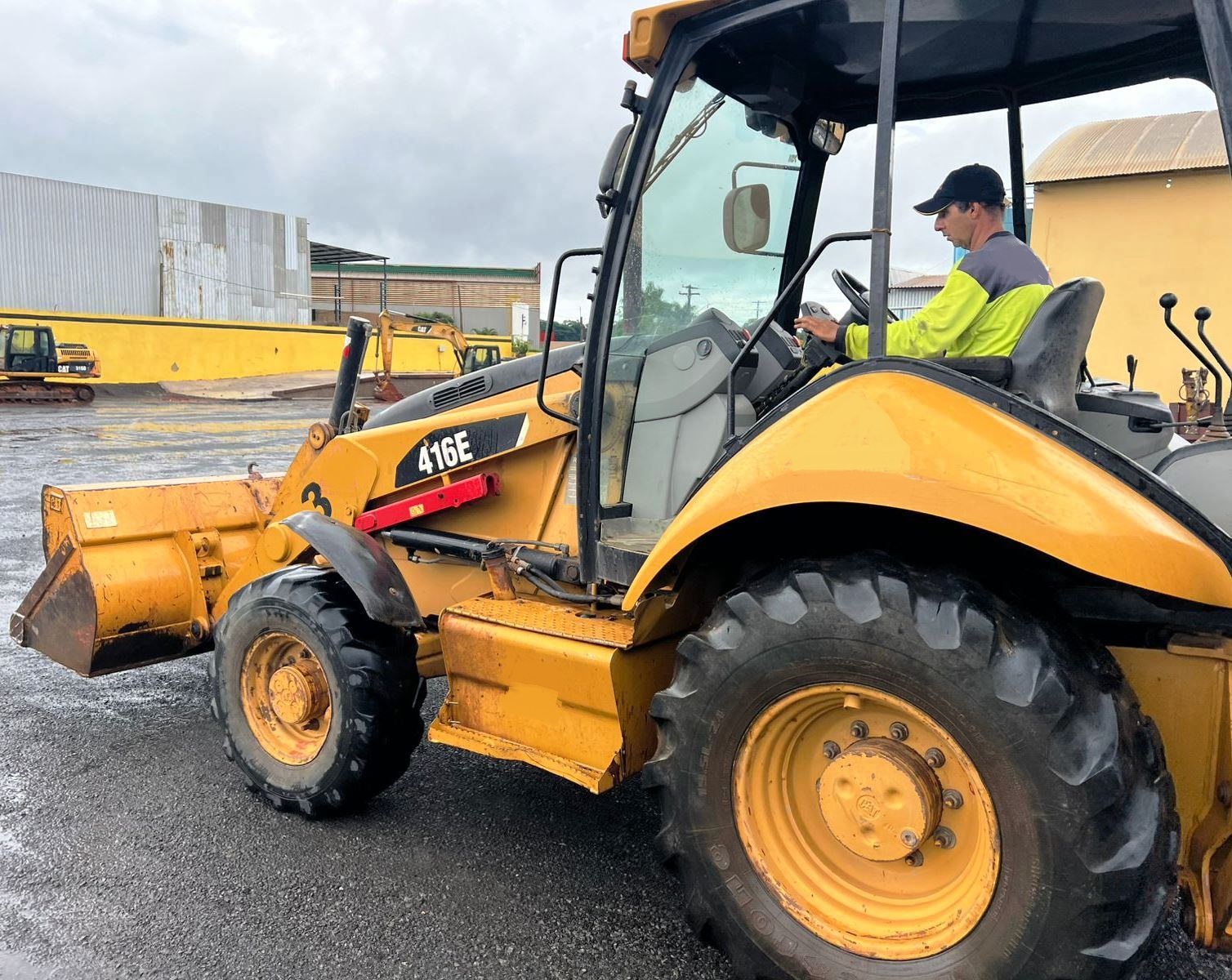 Retro Escavadeira&nbsp;CATERPILLAR&nbsp;416E - 26C406