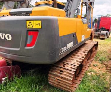 Escavadeira&nbsp;VOLVO&nbsp;EC220 - 26C409