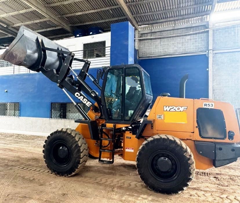 Carregadeira Pneu&nbsp;CASE&nbsp;W20F - 26C412