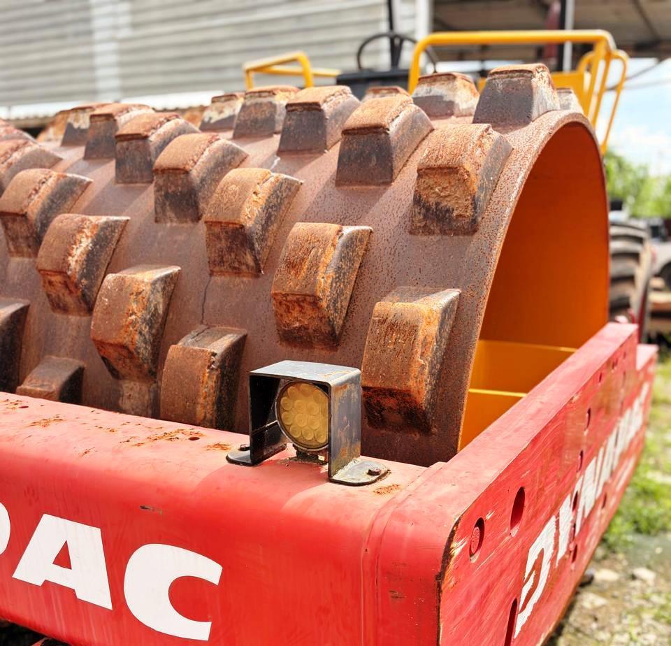 Rolo Compactador&nbsp;DYNAPAC&nbsp;CA250 - 26D310