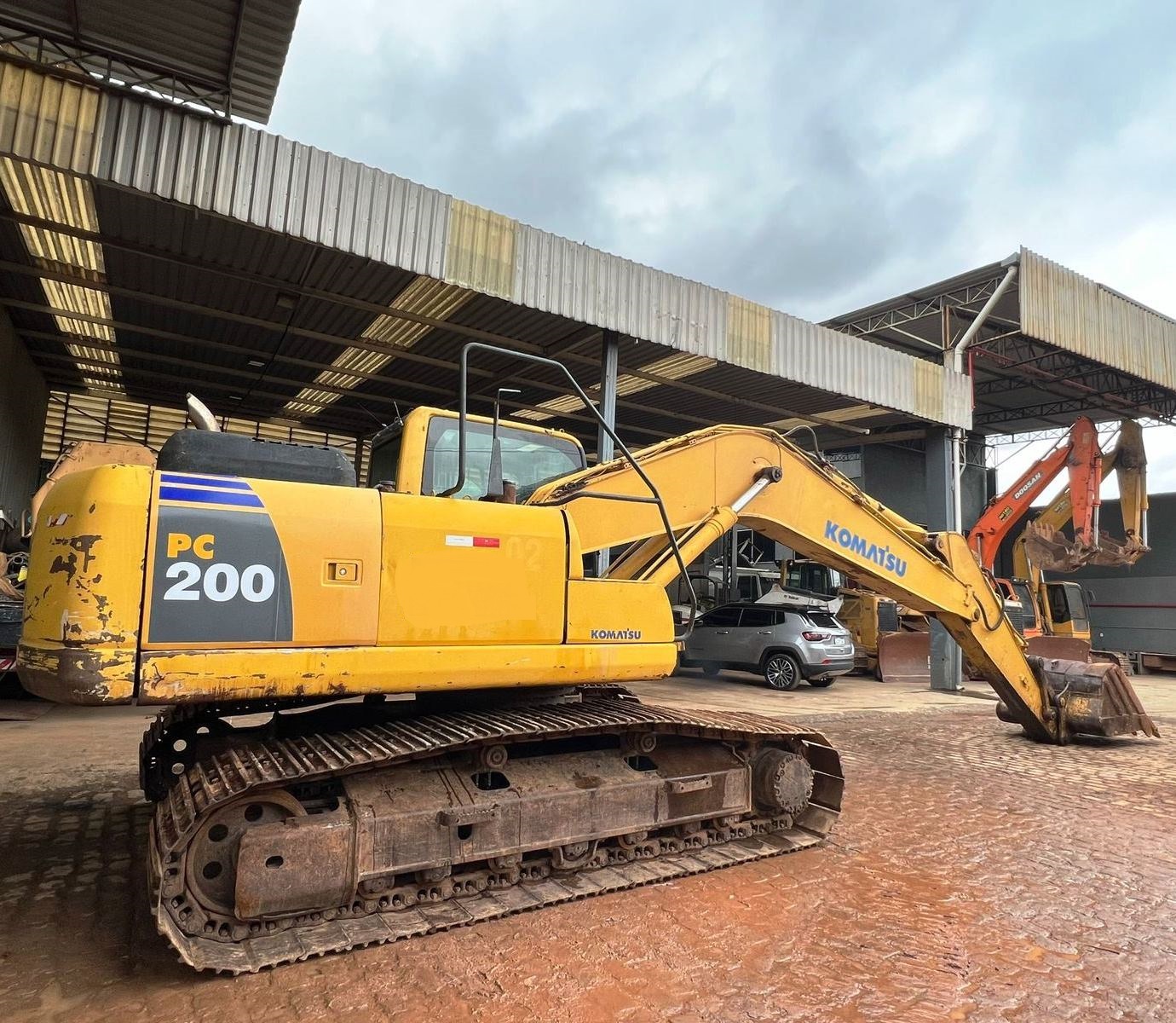 Escavadeira&nbsp;KOMATSU&nbsp;PC200 - 26D324