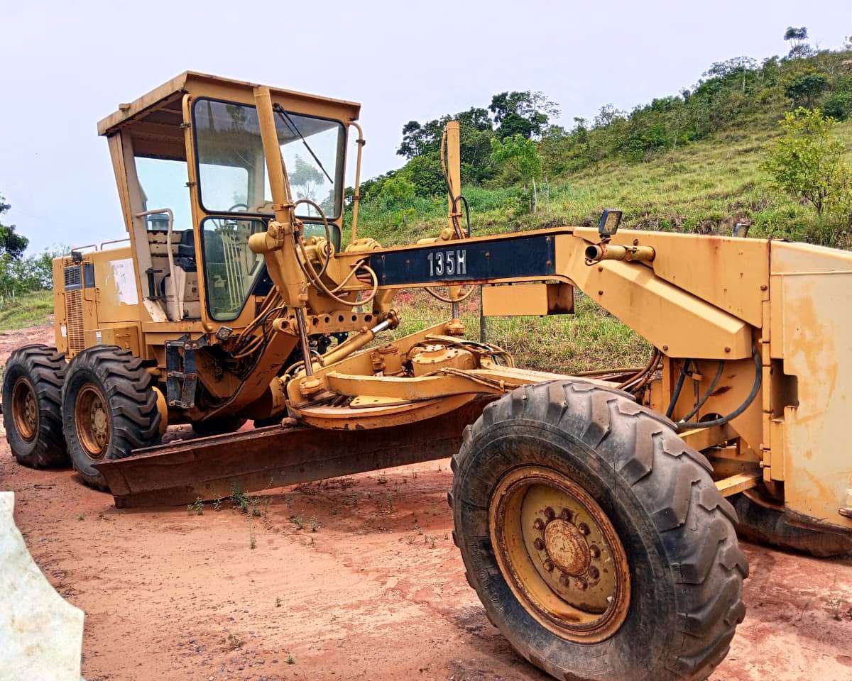 Motoniveladora&nbsp;CATERPILLAR&nbsp;135H - 26D422