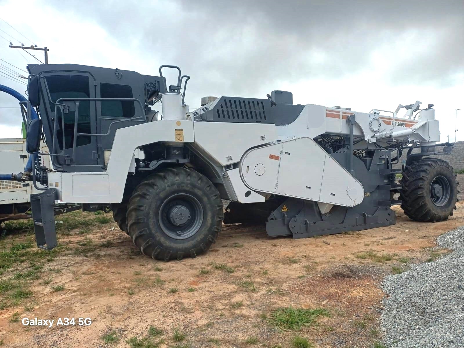 Recicladora&nbsp;WIRTGEN&nbsp;WR2000 - 26D501