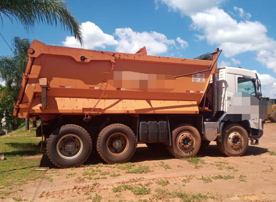 Caminhao&nbsp;VOLVO&nbsp;FMX500 - 26E109