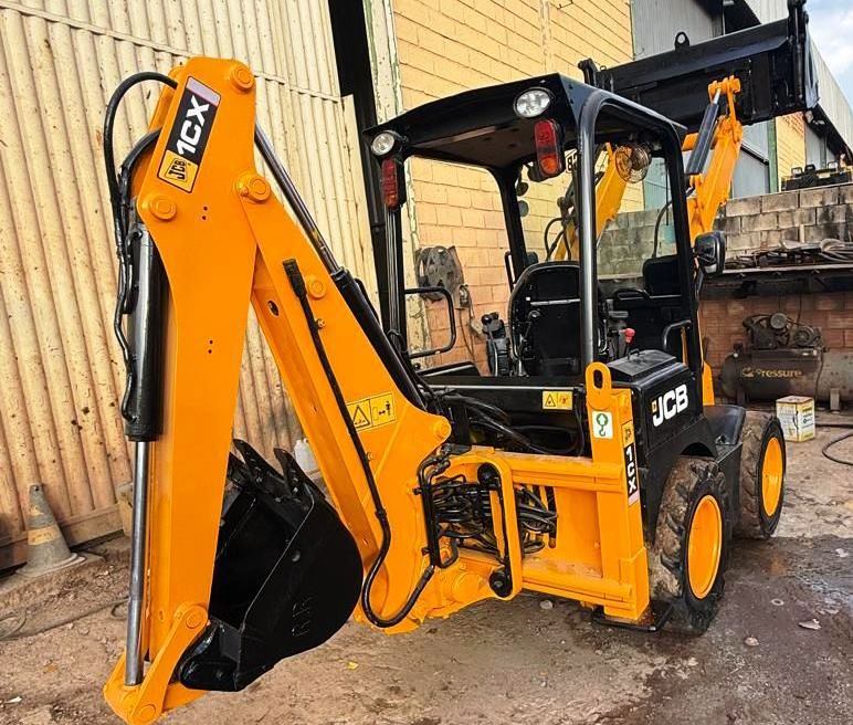 Mini Retro Escavadeira&nbsp;JCB&nbsp;1CX - 26E220