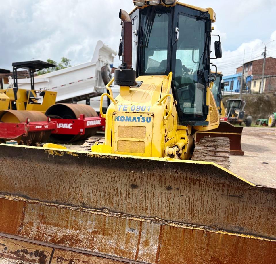 Trator Esteira&nbsp;KOMATSU&nbsp;D51 - 26E223