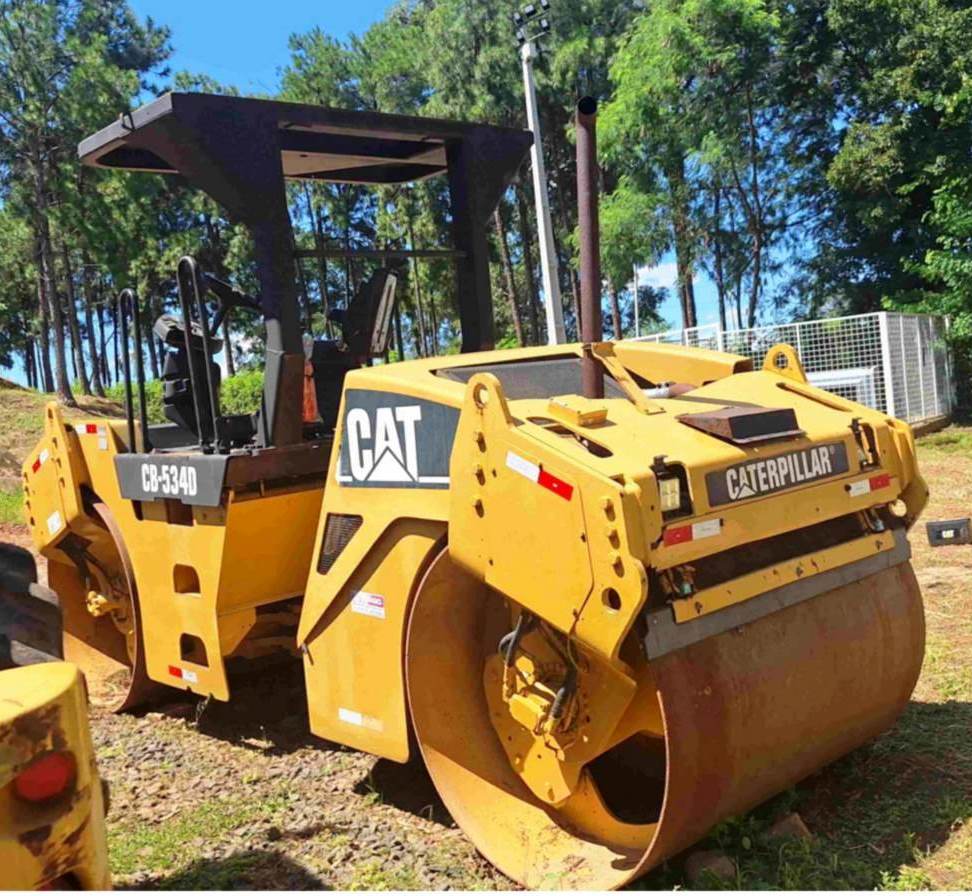 Rolo Compactador&nbsp;CATERPILLAR&nbsp;CB534 - 26E228