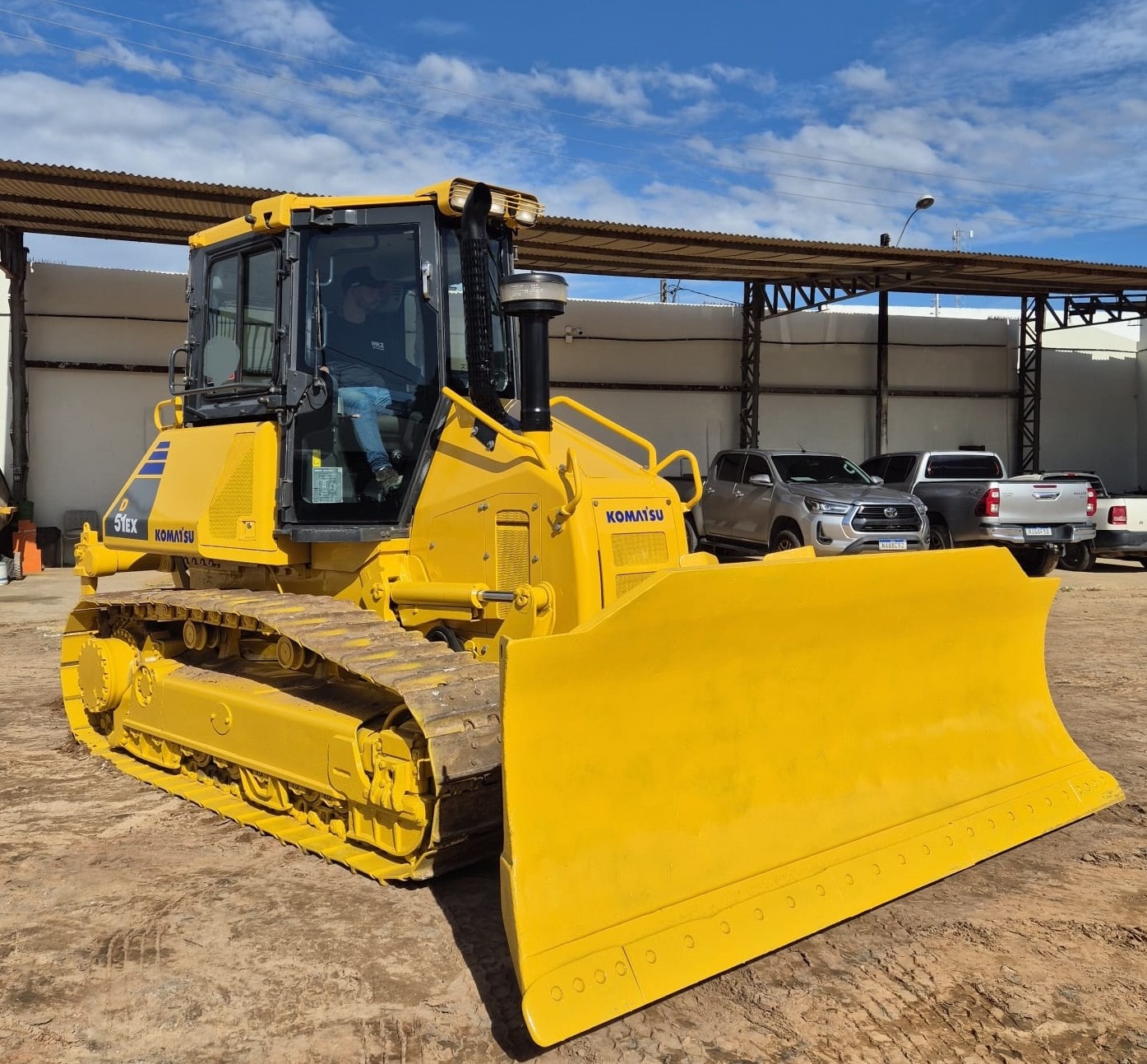 Trator Esteira&nbsp;KOMATSU&nbsp;D51 - 26E229