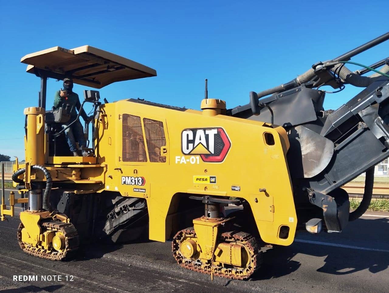 Fresadora&nbsp;CATERPILLAR&nbsp;PM313 - 26E302