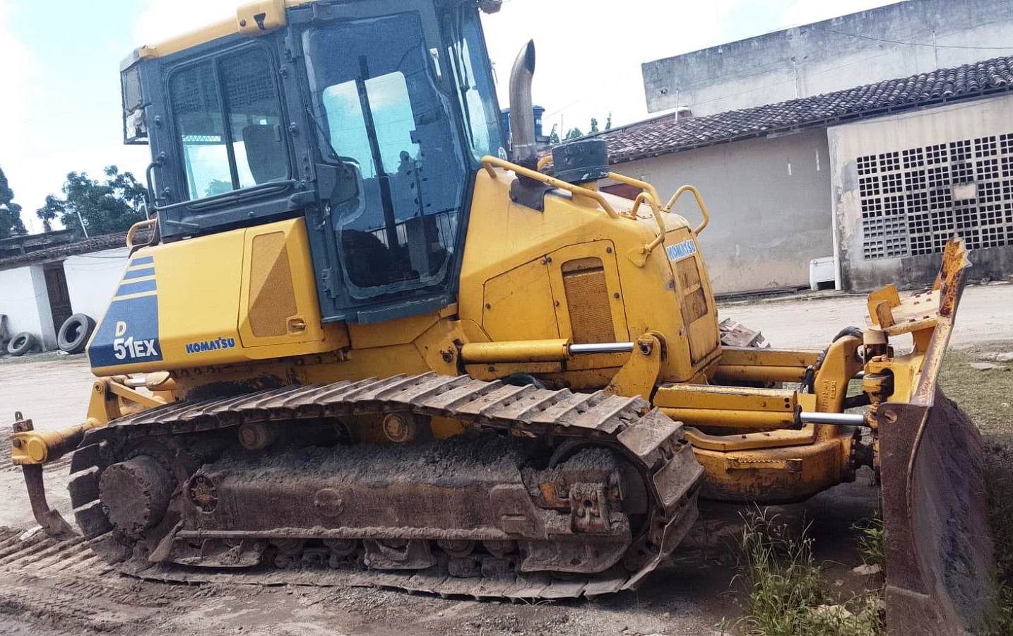 Trator Esteira&nbsp;KOMATSU&nbsp;D51 - 26E308