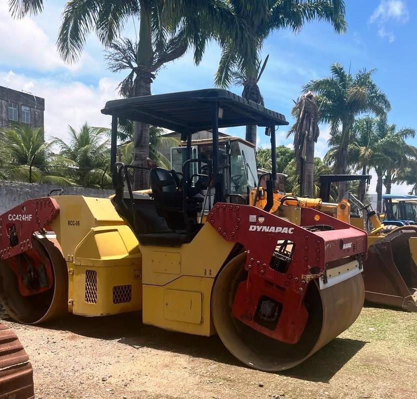 Rolo Compactador&nbsp;DYNAPAC&nbsp;CC424 - 26E409