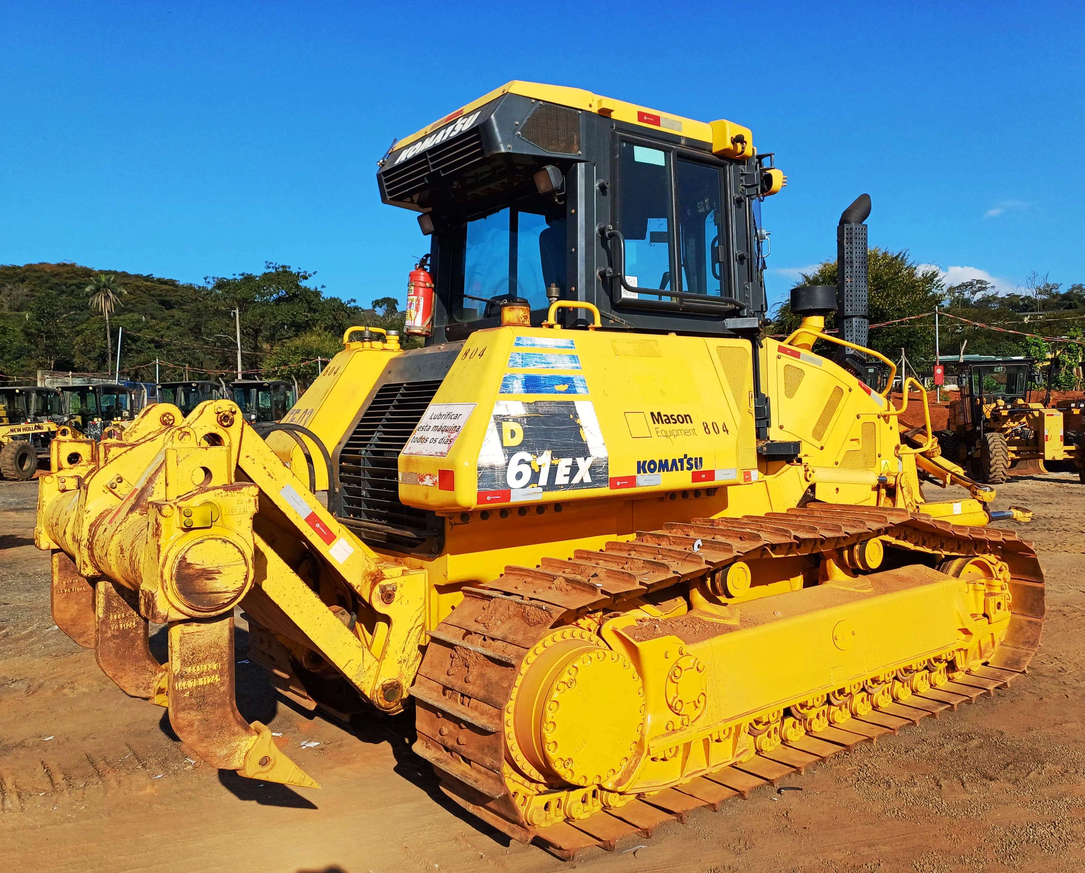 Trator Esteira&nbsp;KOMATSU&nbsp;D61 - 26F120