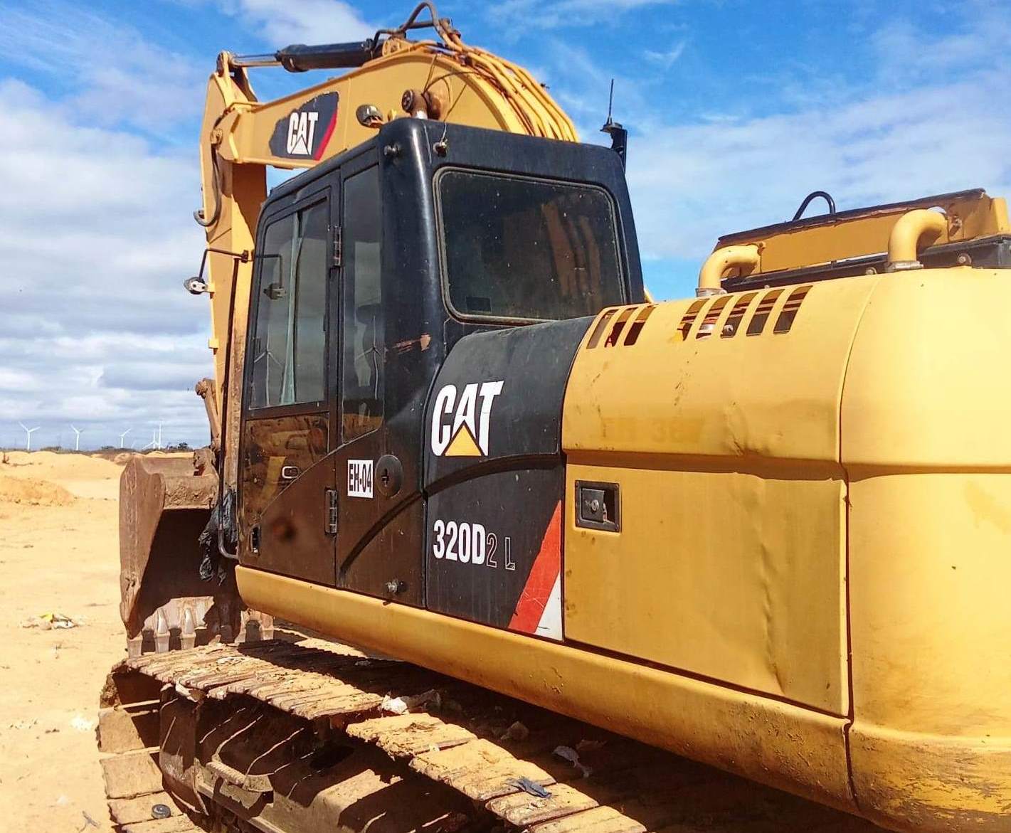 Escavadeira&nbsp;CATERPILLAR&nbsp;320D - 26F201
