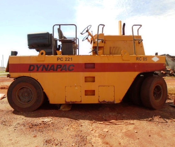 Rolo Compactador&nbsp;DYNAPAC&nbsp;CP221 - 26F407