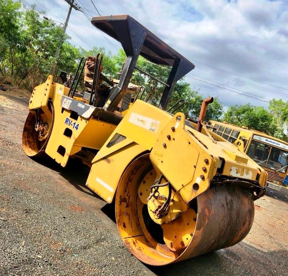 Rolo Compactador&nbsp;CATERPILLAR&nbsp;CB534 - 26F409