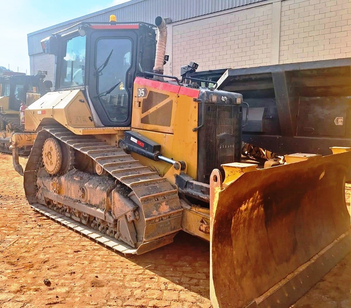 Trator Esteira&nbsp;CATERPILLAR&nbsp;D5 - 26F430