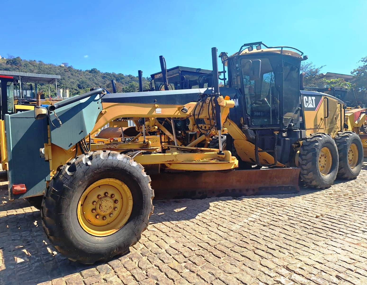 Motoniveladora&nbsp;CATERPILLAR&nbsp;140M - 26F431