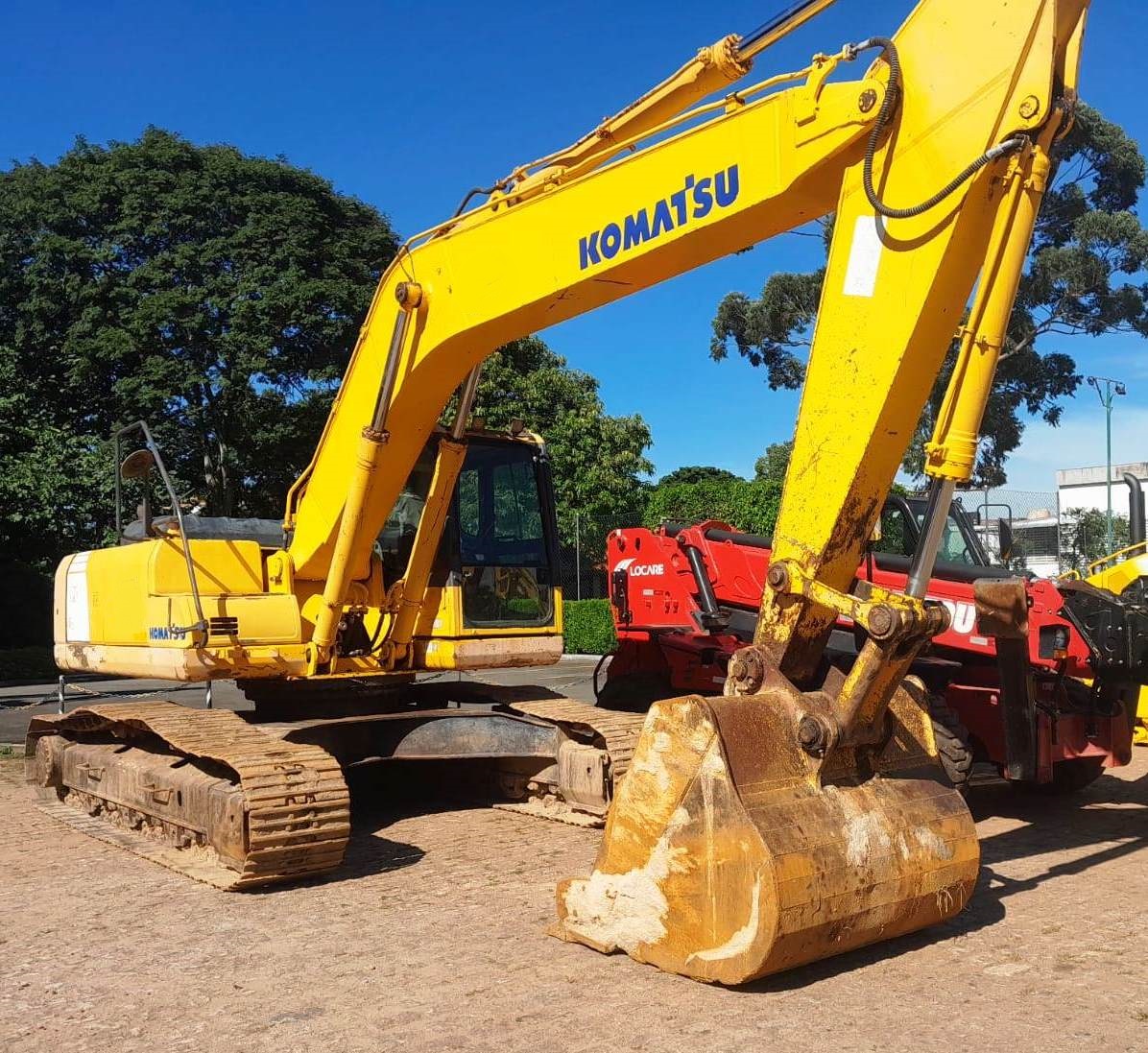 Escavadeira&nbsp;KOMATSU&nbsp;PC240 - 26G108