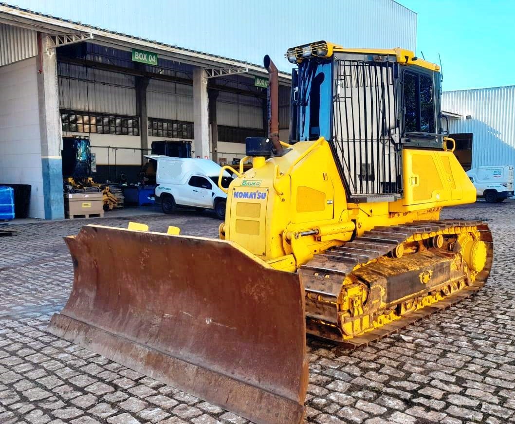 Trator Esteira&nbsp;KOMATSU&nbsp;D51 - 26G111