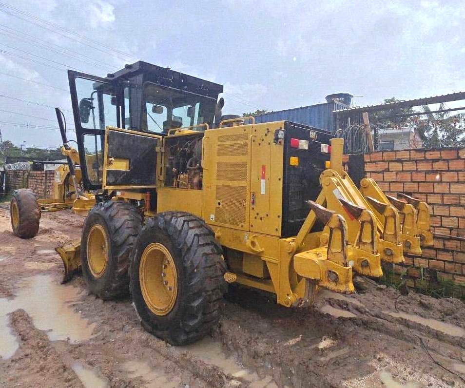 Motoniveladora&nbsp;CATERPILLAR&nbsp;140K - 26G304