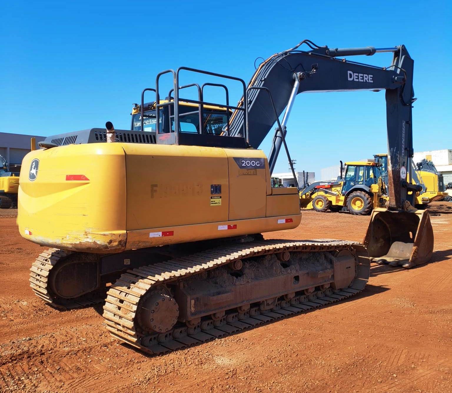 Escavadeira&nbsp;JOHN DEERE&nbsp;200G - 26G312