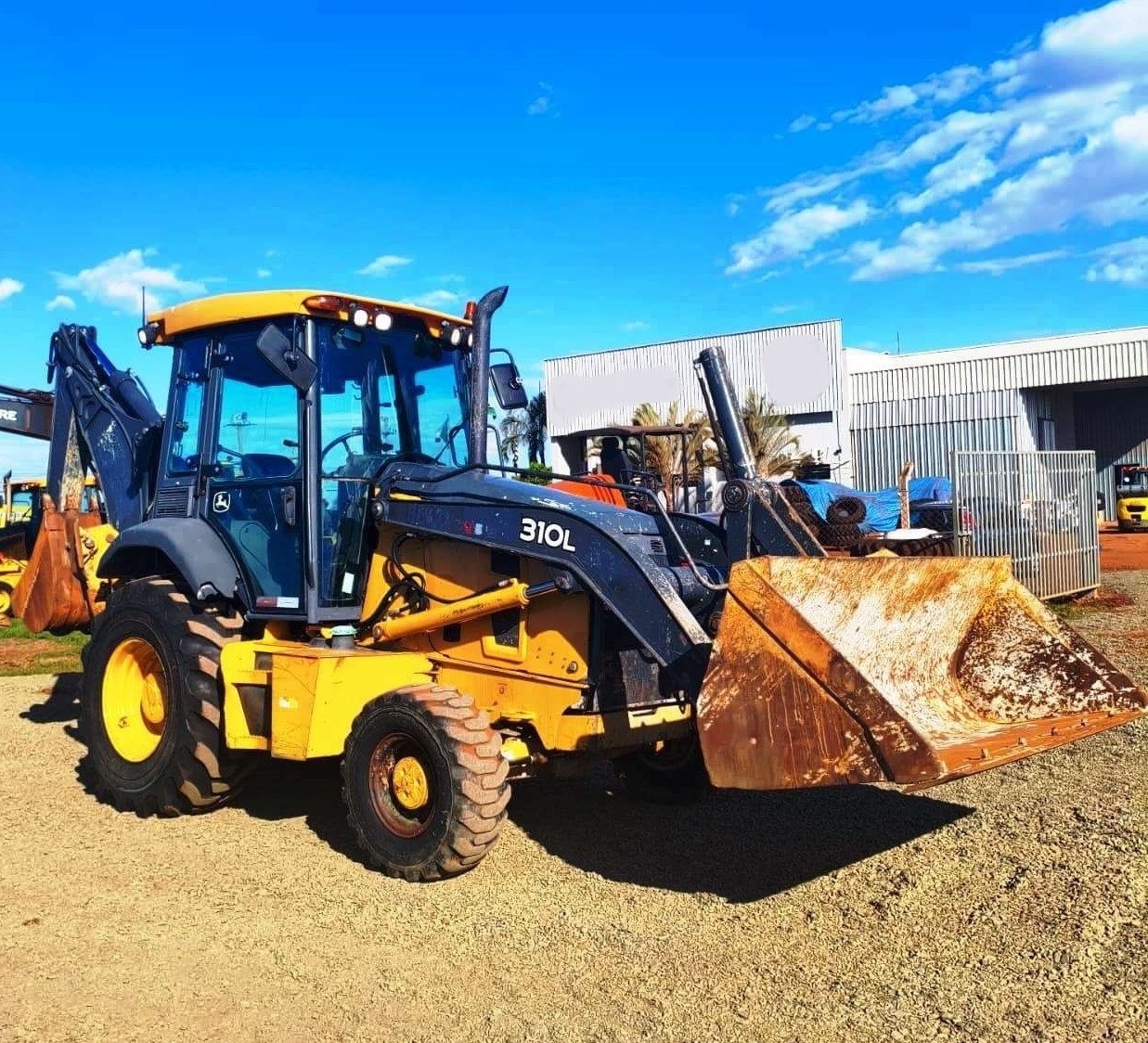 Retro Escavadeira&nbsp;JOHN DEERE&nbsp;310L - 26H209