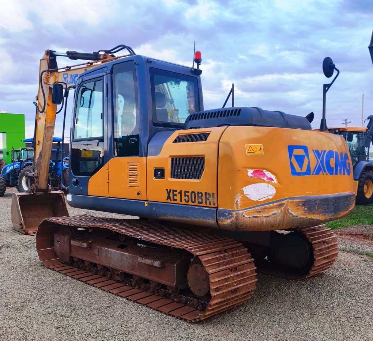 Escavadeira&nbsp;XCMG&nbsp;XE150 - 26H210